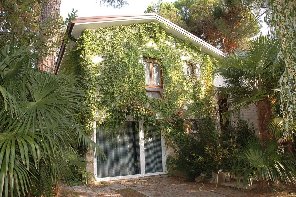Villa Francesca Lignano Sabbiadoro Eksteriør bilde